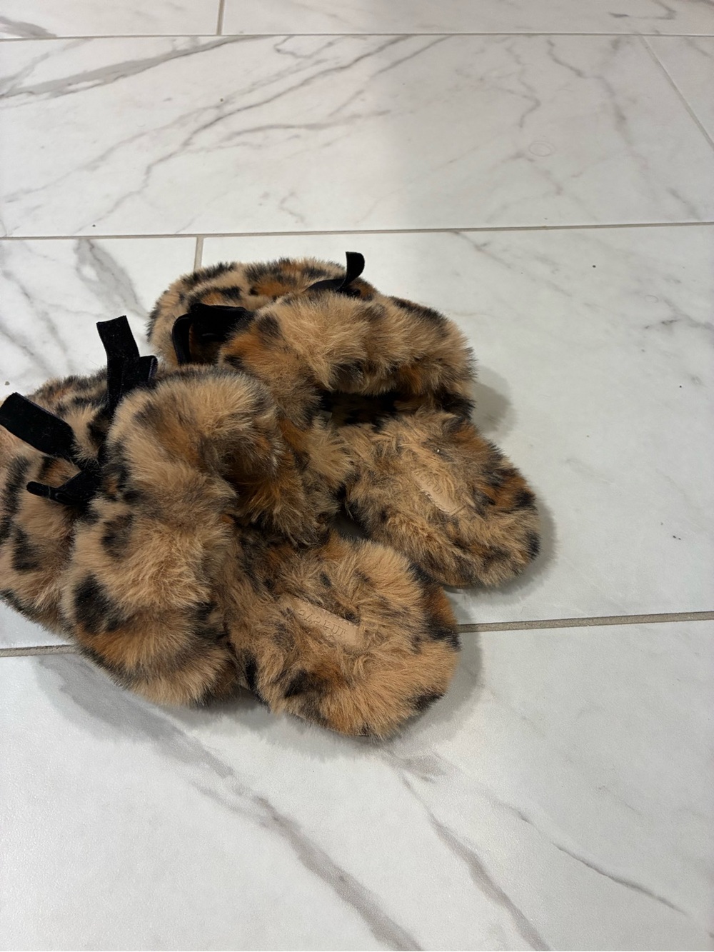 Anthropologie Leopard-Print Faux Fur Kids Slippers in Brown and Black